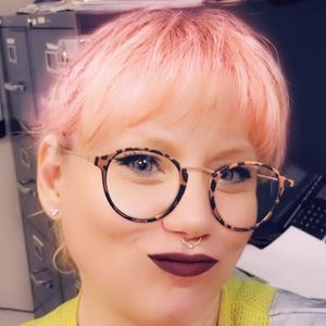 Meet your Posher, Reyna